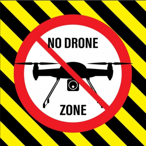 ТН-7016 - Табличка - Знак Квадрокоптер запрещен с надписью No drone zone, черно-желтый